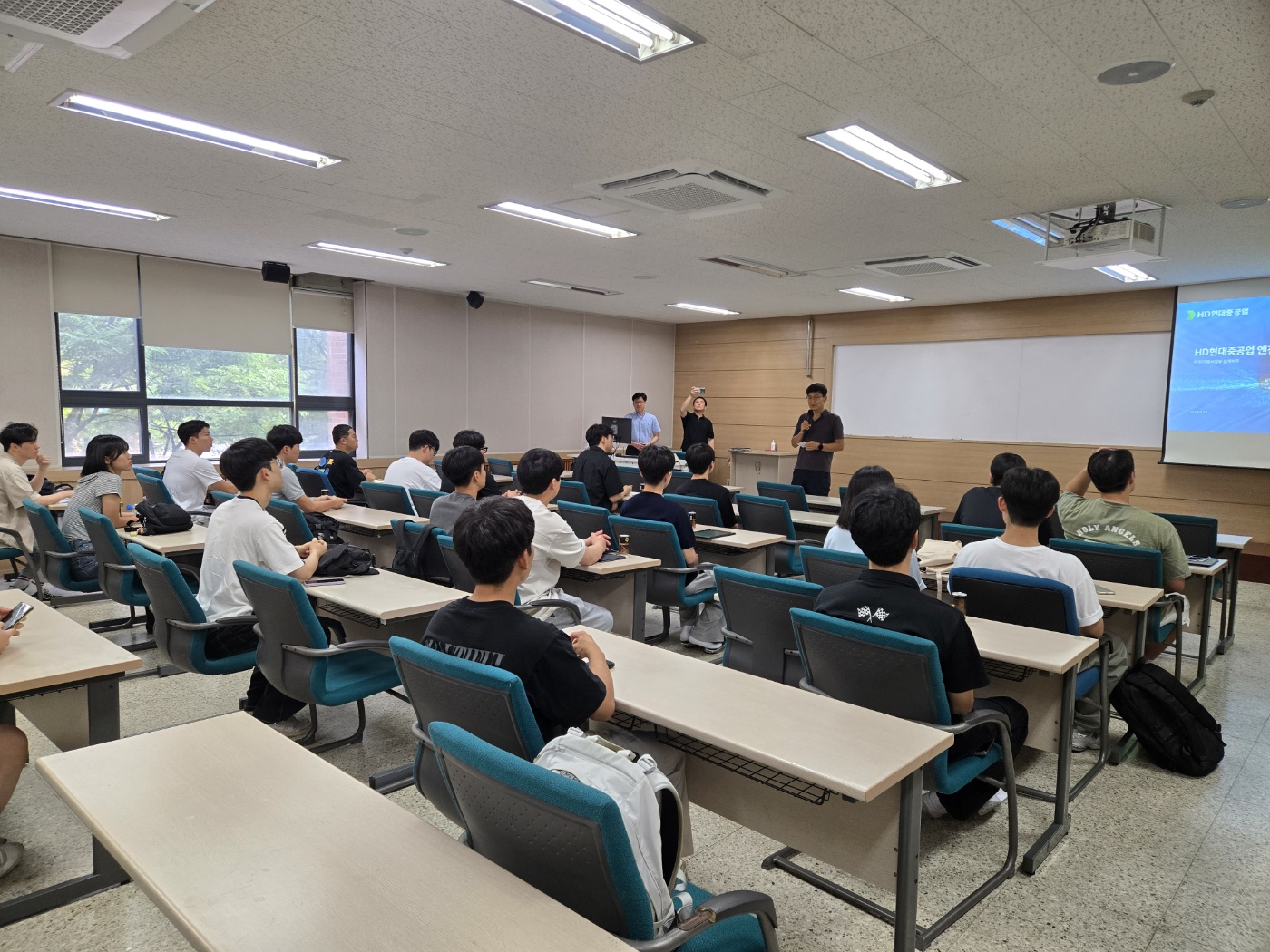 기계공학부 졸업선배들이 설명하는 [HD현대중공업] 채용설명회를 가져